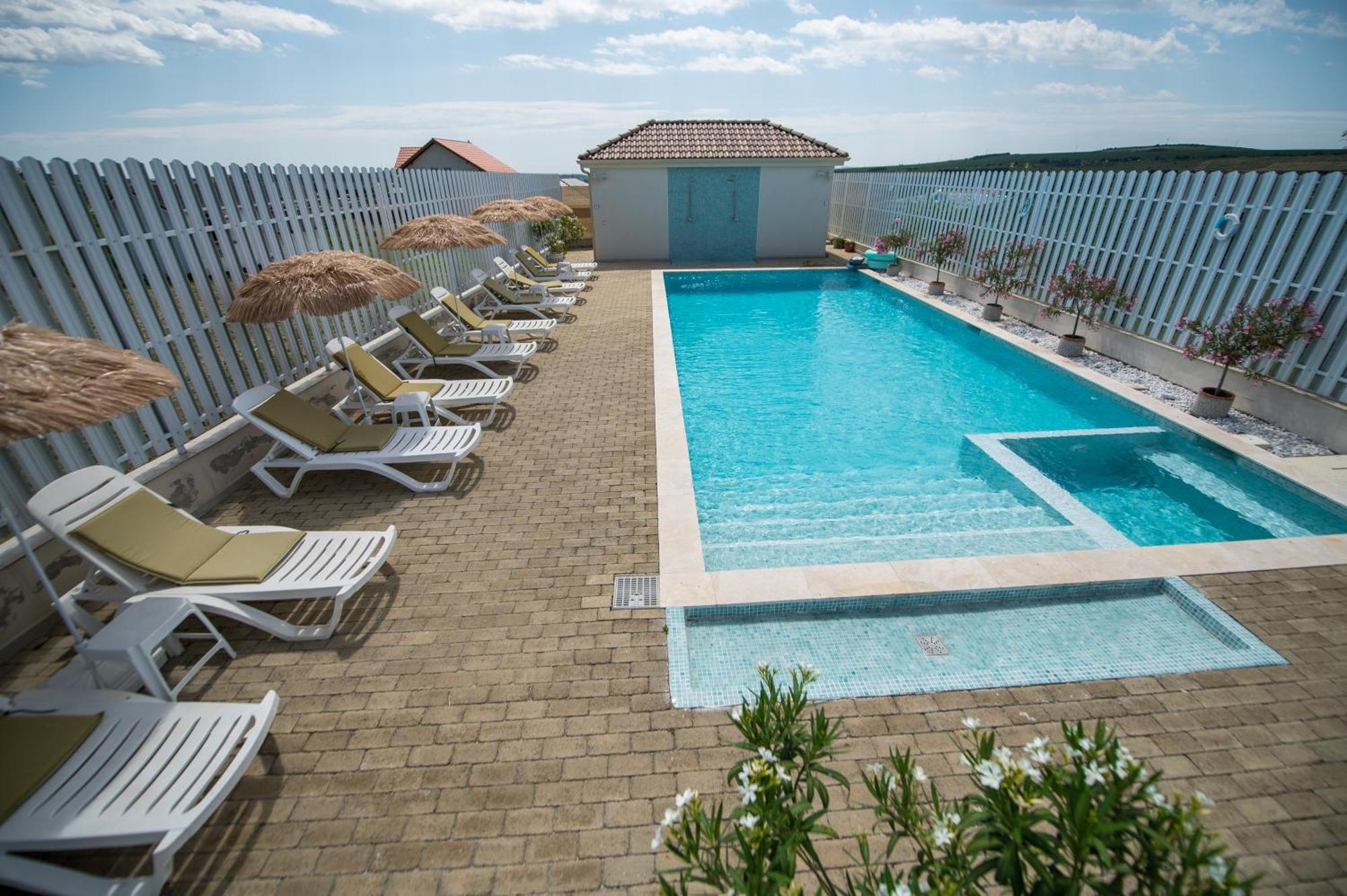 Alma Rezidence Bed & Breakfast Turda Exterior foto
