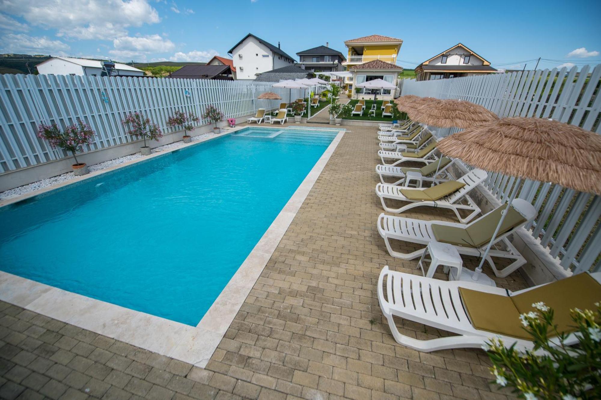 Alma Rezidence Bed & Breakfast Turda Exterior foto