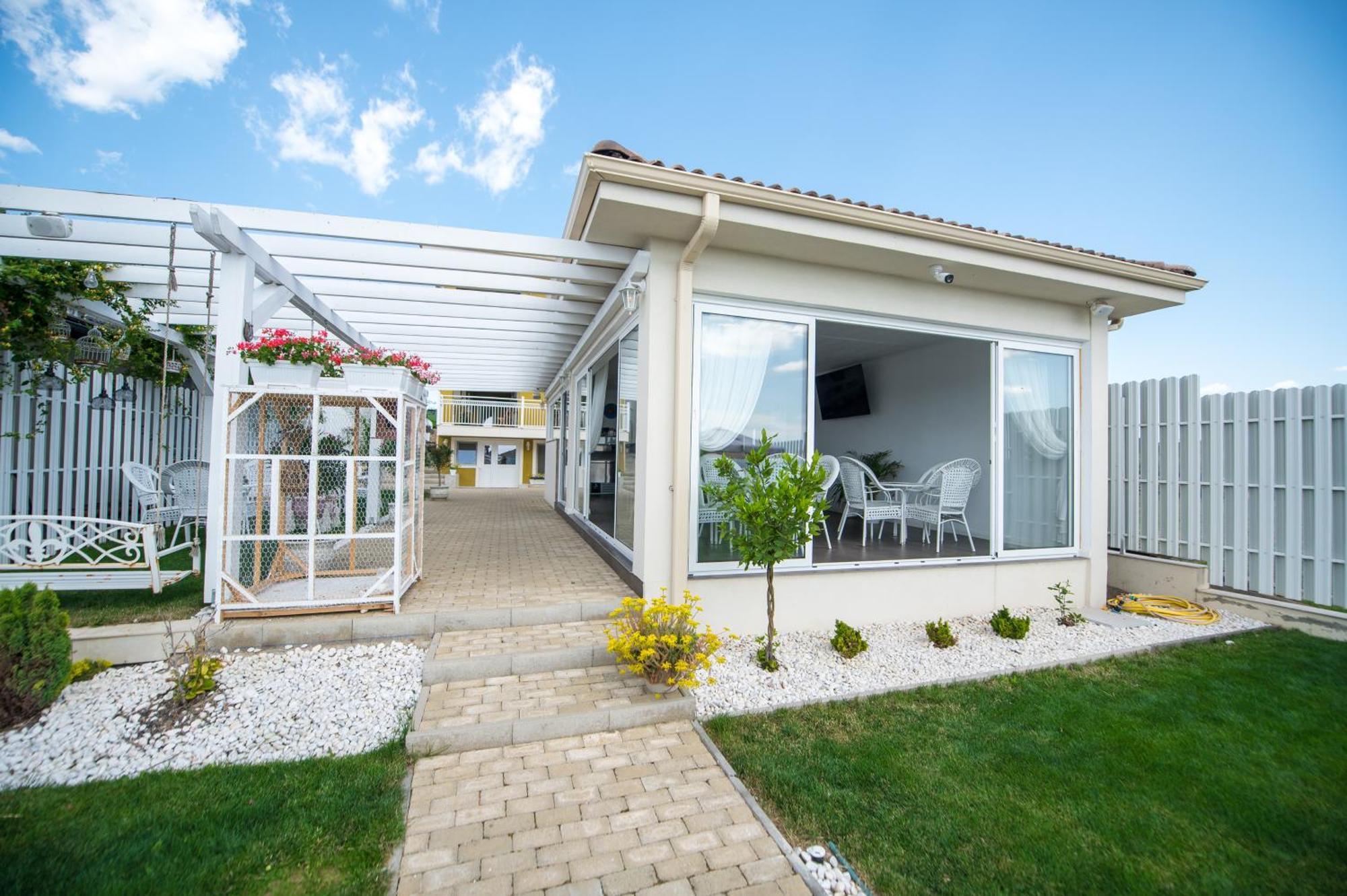 Alma Rezidence Bed & Breakfast Turda Exterior foto